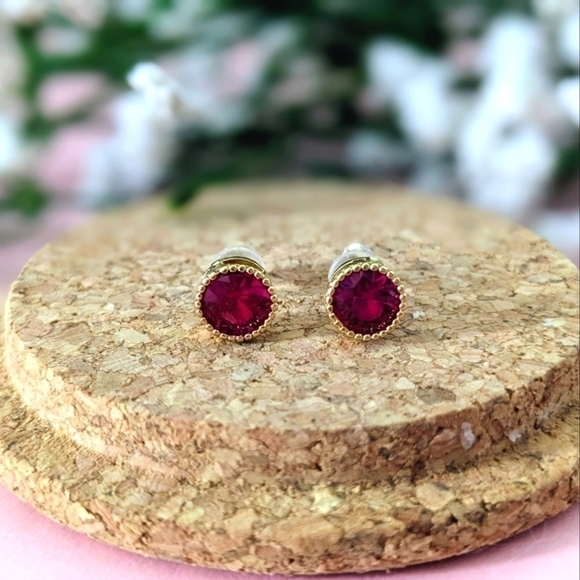Host Pick 🖤 Gold Filled Round Stud Earrings, Dark Pink | Brand New - Picture 1 of 4